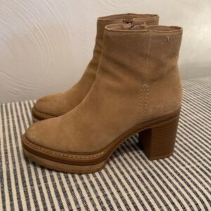 Steve Madden Shaniya Suede Platform Boots Size 8.5